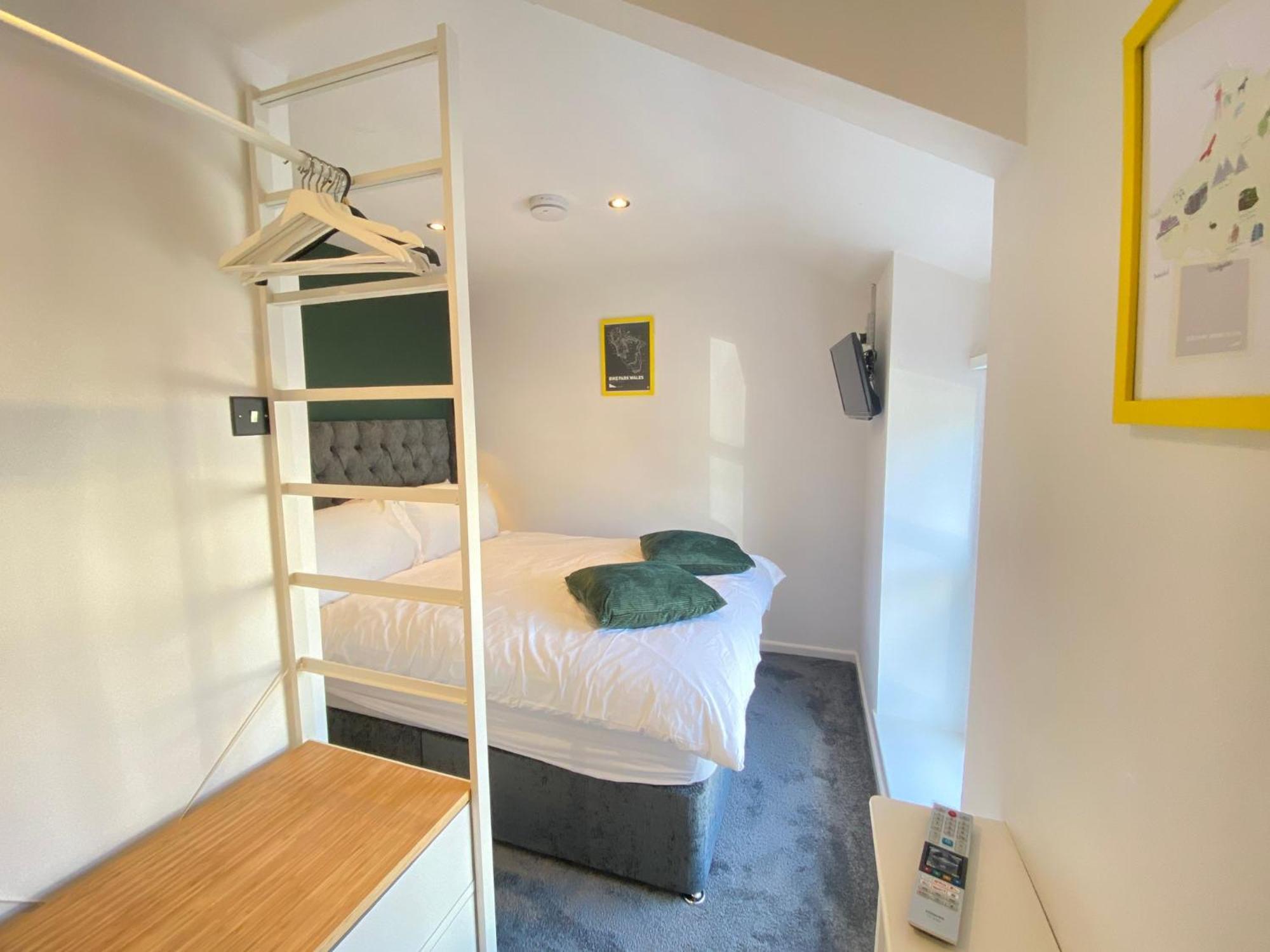 The Cwtch, Log Fire, Sleeps 6, Nr Zip World, Brecon And Bike Park Wales Vila Aberdare Exterior foto